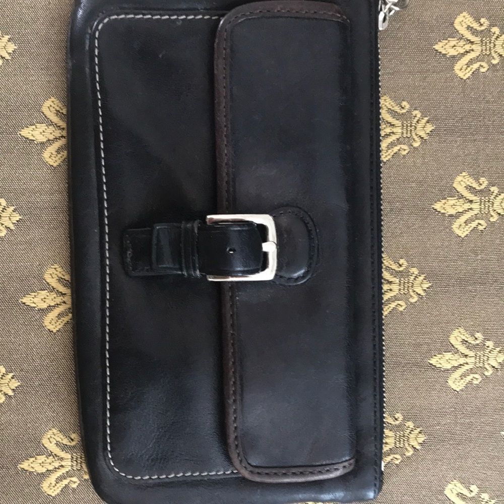 Coach Wristlet - Picture 3 of 5